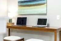 Maple Suite Retreat: Arcade • Ping Pong • HomeGym • Toys • Pool • Playgrounds