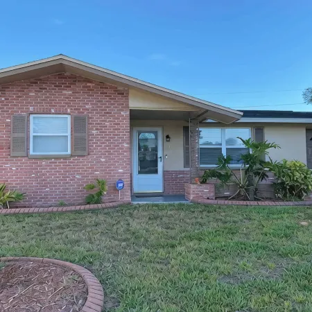 Sunrise, Suntan, Sunset Repeat! Coastal Getaway! 2 Bd, Pet Friendly, Fenced Yard