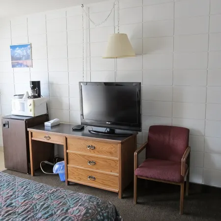Camelot Court Motel