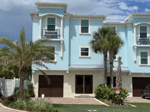 Summer Specials! 5 Bedrm,5 Bath, Elevator, Dock, Private Pool, Walk to Beach!