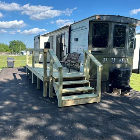 Luxury Camper With All The Amenities!