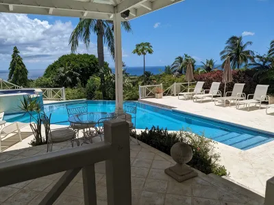 Very Spacious, Private, Open Plan Retreat. Pool And Stunning Views Of West Coast Hotel a 