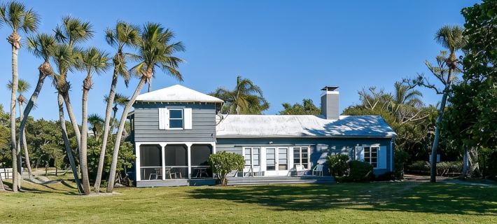Beautiful Updated Siesta Key Condo,  Pool,  Beach, Fishing Pier in Sandy Cove 3 Hotels in Siesta Key