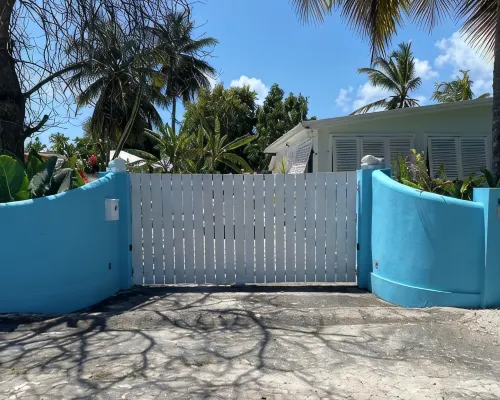 Turtle Hideaway is close to Beach in Silversands, Barbados only a 3 minute walk. Hotels in Silver Sands