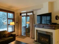 Ski in/Ski Out! 2BR/2BA Condo at Sun Peaks! Comfortable & Clean! Best Location!! Hotels in Sun Peaks