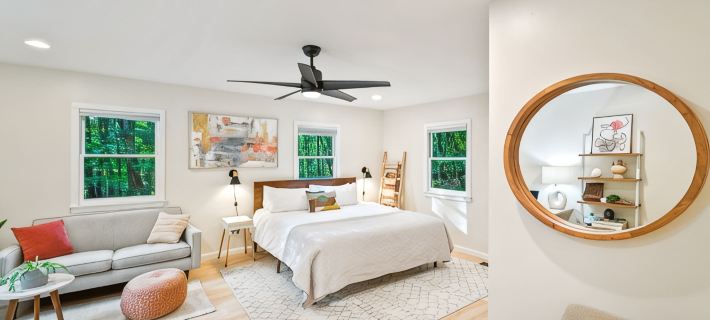 3BR Cabin Getaway: Hike & Swim Nearby! Modern, dog-friendly, wi-fi + king suite Hotels in Hardy County
