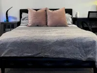 STUDIO apt.  nightly or monthly stays with washer, dryer, work space and WiFi Hotels near Cliveden