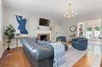Downtown Huntsville Gem, 2BR Walk to the Square! - 4-Star