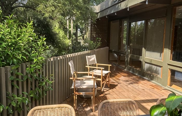 Designer home surrounded by beautiful garden- secure parking, remote check in