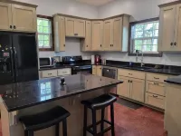 Cozy cabin 16 miles from Razorback Stadium great for game weekends. No pets.