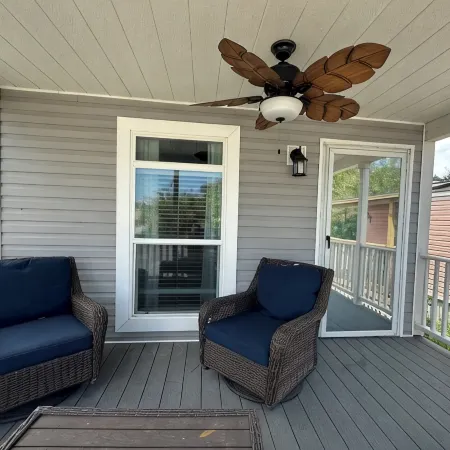 Cozy 2BED 2BATH Home with central AC Hotels in Bacliff