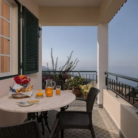 Viewpoint House