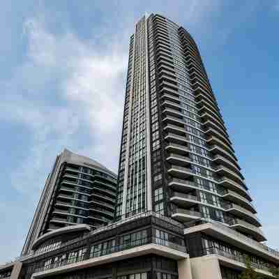 Luxury condo w breathtaking sunset views close to airport & downtown Mississauga Hotel Exterior