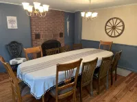 Mountain View Farmhouse, pool/hot tub, fire pit, 4 seasons porch, game room - Mountain view