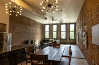 The Loft Modern/Historic - 50% Off Quail Ridge Golf - Homestays