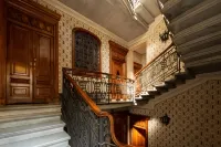 Milan Royal Suites & Luxury Apartments -  Apartamentos vacacionales