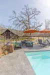 Coyote Creek Ranch + Pool House Near Murphy’s - 가족여행