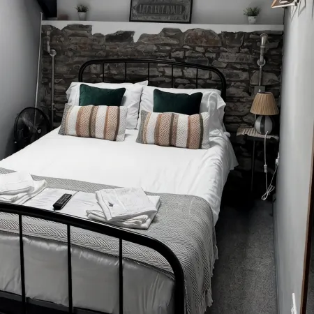 Sgwd Gwladys Lodge