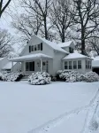 Historic home in the Village of Lewiston - short walk to dining, concerts, river