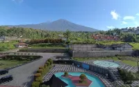Queen Garden Hotel Managed by Salak Hospitality