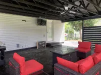 Completely Remodeled Home directly behind the Kenyon Sports Center - 4-Star