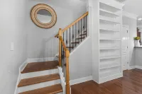 Enjoy the comfort and convenience of our Townhouse and make lasting memories! - 3성급