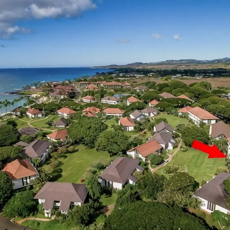 2/2 PARTIAL OCEAN VIEW with AC - Poipu Beach Kiahuna End Unit, Pool/Gym/Courts