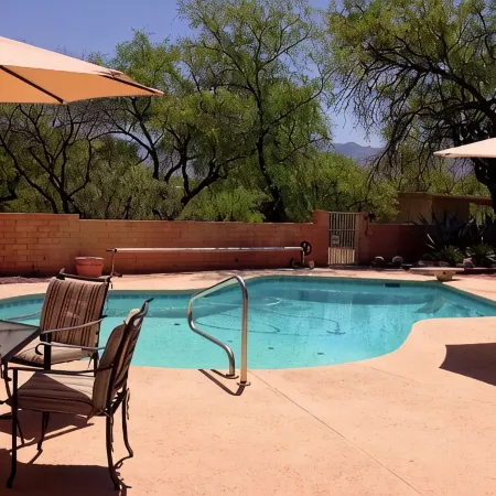 Desert Escape with Pool, Hot Tub & Mountain Views
