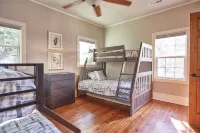 A Cinderella Story -Downtown Southern Pines - 3 étoiles
