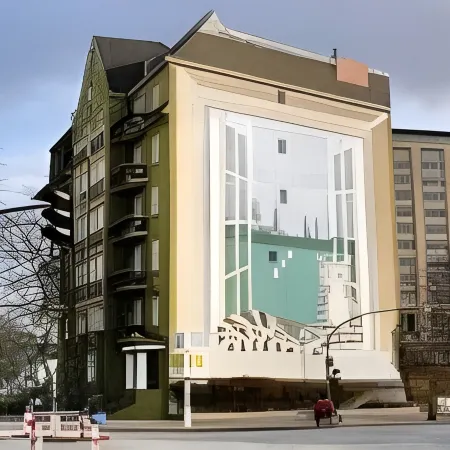 Arcade Hotel & Hostel Hamburg Отели рядом с достопримечательностью «Музей Гамбургской Спортивной Ассоциации»