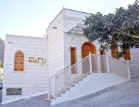 Fort Guesthouse - en bord de mer