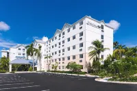 Hampton by Hilton Grand Cayman Seven Mile Beach - واي فاي