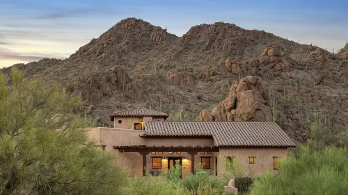 Tucson Time Machine Journey–Enjoy Rooftop Sunsets & Wildlife Show