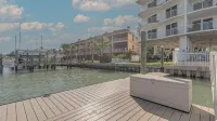 AMAZING BEACHFRONT CONDO 4TH FLOOR CORNER UNIT ON TREASURE ISLAND BEACH! - Private Pools