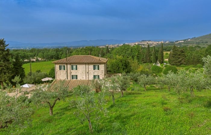 Between art and nature farm in Umbria Green Heart of Italy