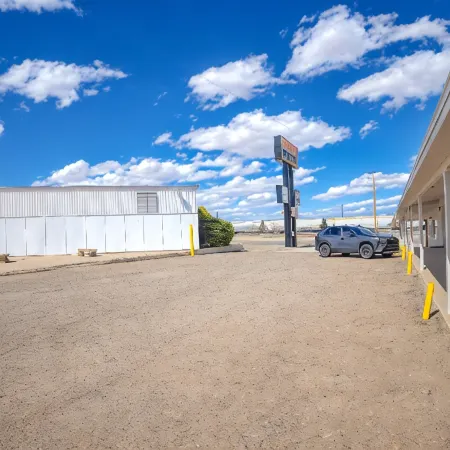 Holiday Motel Lordsburg I-10