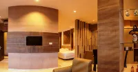 Alvina Hotel - 2-Star