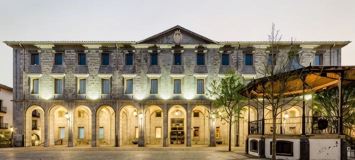 Hotel Balneario Orduña Plaza Отели в г. Бискайя
