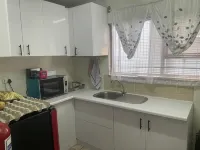 Serene 3-bedroom Apartment in Cape Town - Pets Welcome! - 2-Star