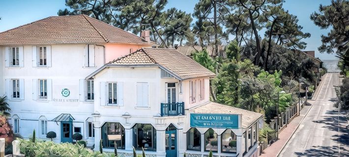 The Originals Boutique la Villa Ouest & Spa Hotels in Charente-Maritime