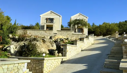 Adastra Ithaca Luxury Suites
