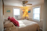 Cozy Rehoboth Beach 2BR Retreat - Just 1.5 Blocks to the Beach! - Apartments