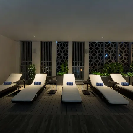 Zealax Hotel & Residence