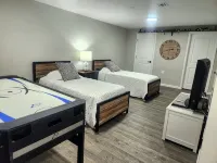 A Spacious Townhome in Newton - Unit D