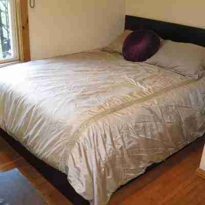 Sun-Filled Loft - Downtown Jersey City - JCretreat Rooms
