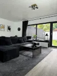 Vacation home 100m2 for 6-8 pers families, pet friendly with garden/parking lot/WLAN