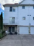 3 bed/3.5 bath Fish Creek Condo: walking distance to beach/parks, bars & dining