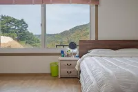 Cheoli and Miae - Homestays