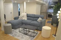 Modern 2-Bed Basement Retreat! - Bungalows