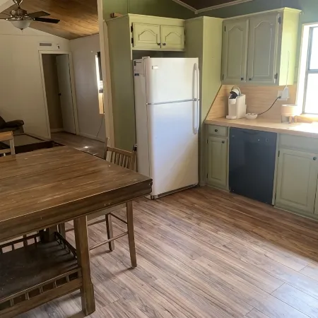 A quiet country retreat 8 miles from town.